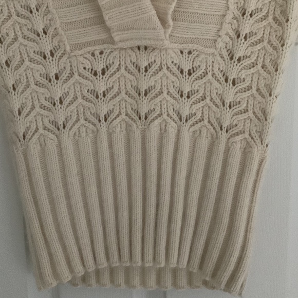 Sweater - Picture 8 of 8